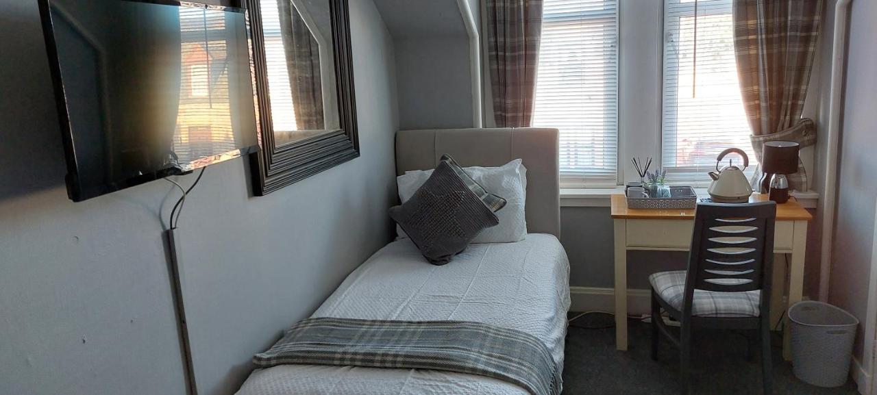 Riverbank Guesthouse 因弗内斯 外观 照片